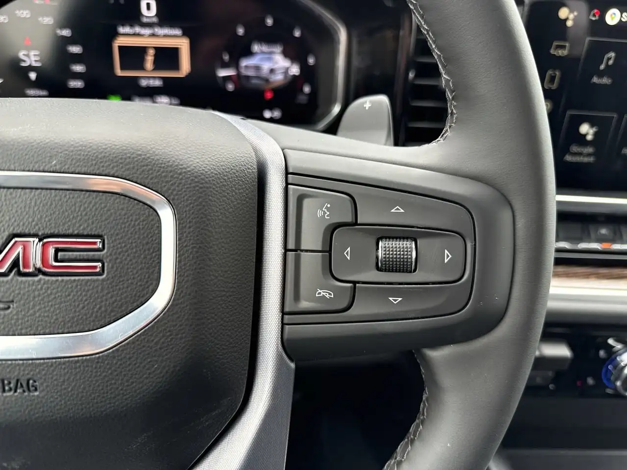 GMC Sierra 1500 снимка GMC Sierra 1500