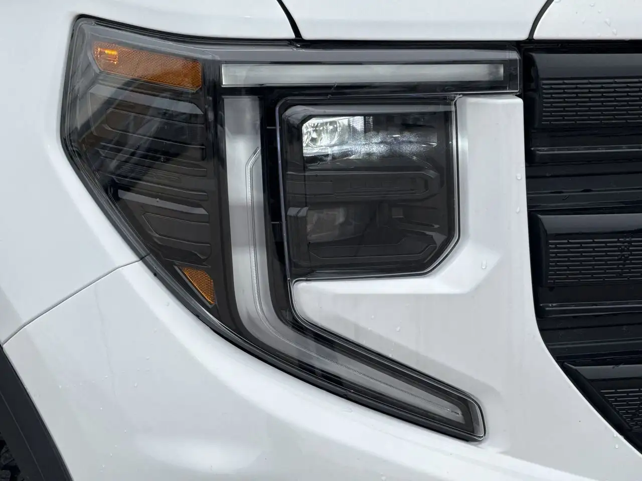 GMC Sierra 1500 снимка GMC Sierra 1500