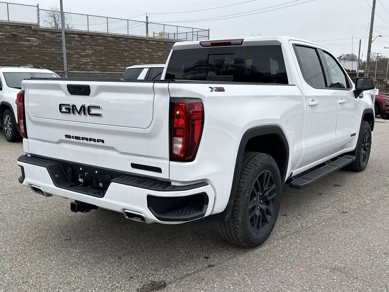 GMC Sierra 1500 снимка GMC Sierra 1500