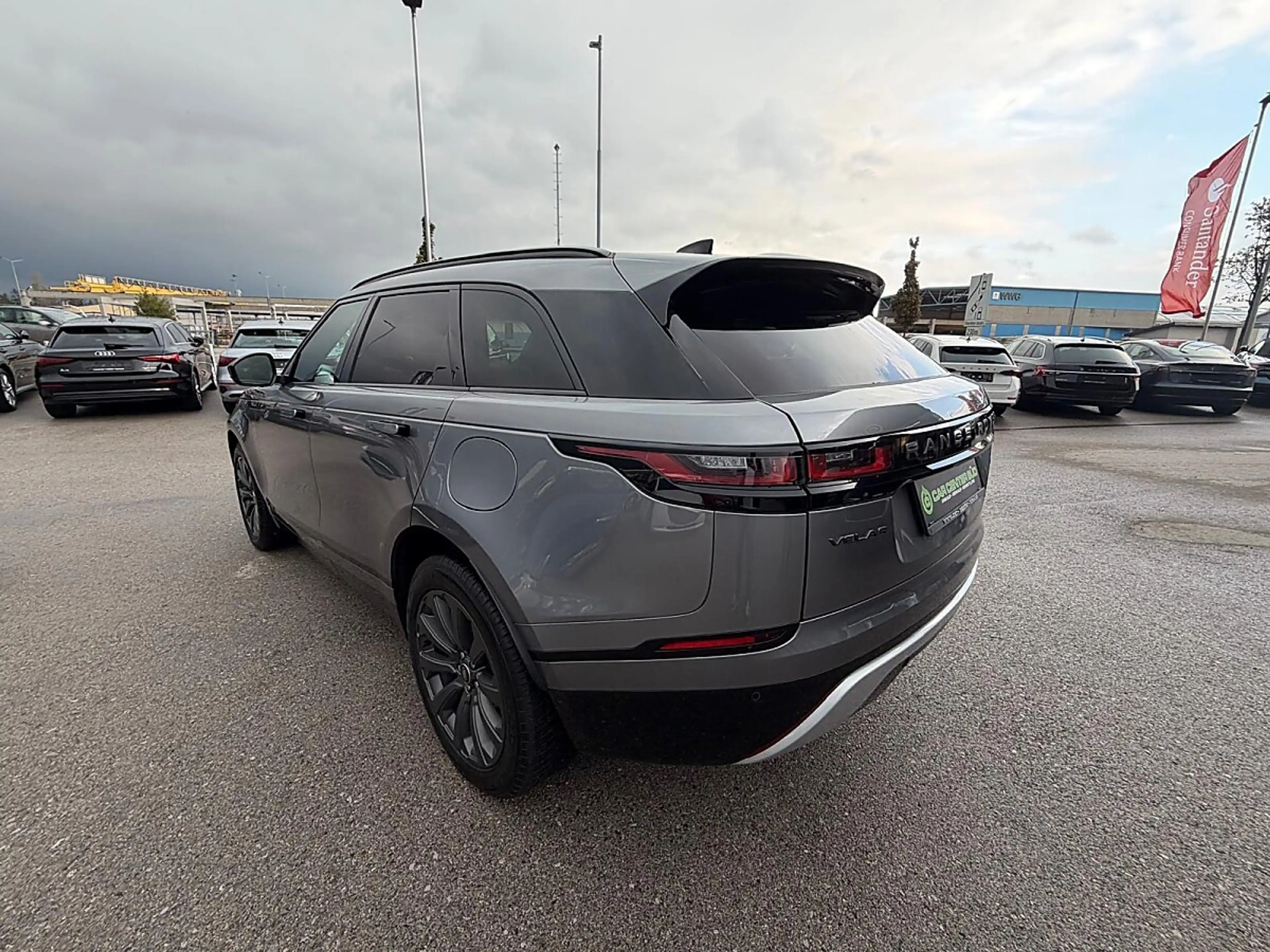 Land Rover Range Rover Velar P400e — photo 7