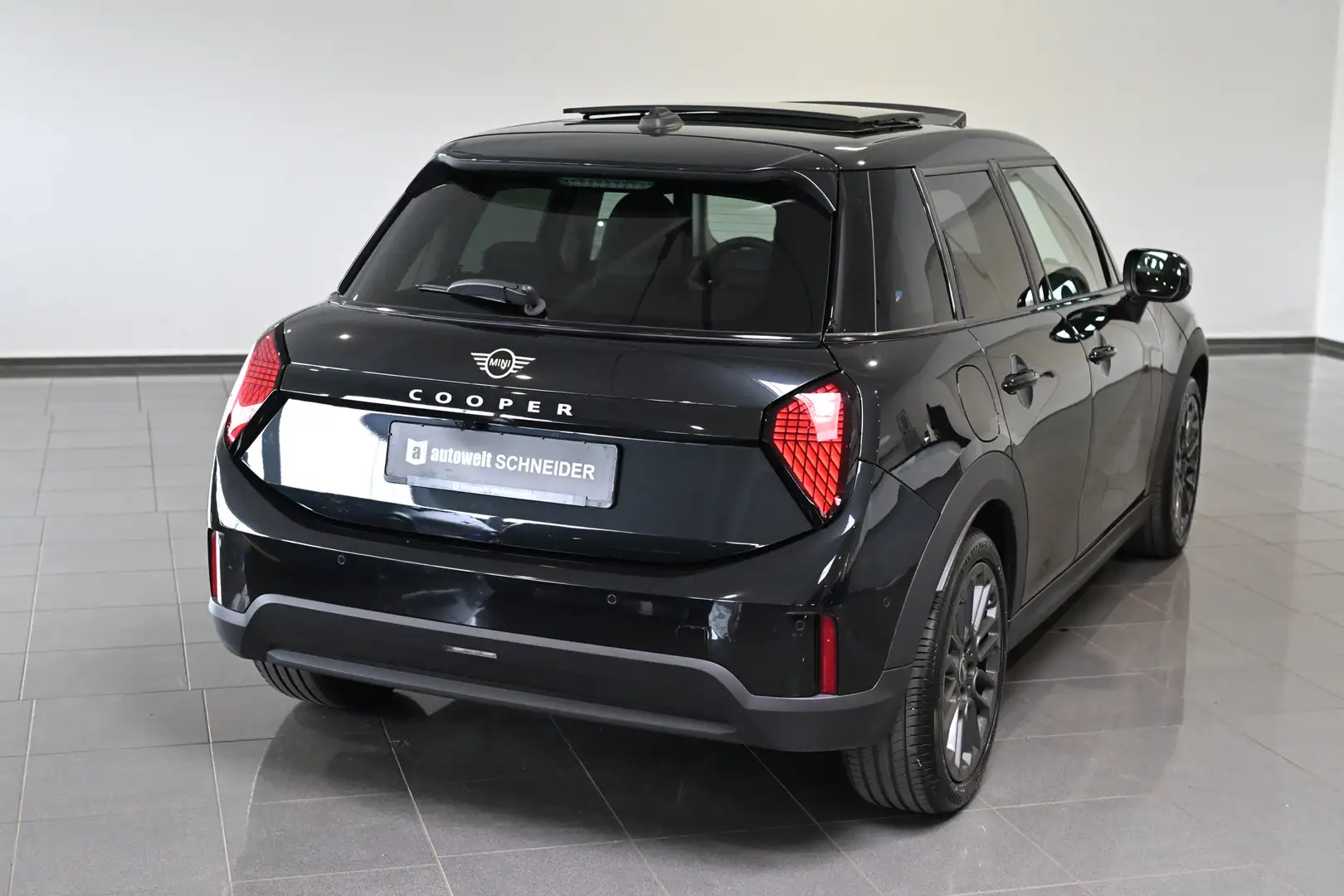 MINI Cooper Classic Trim M-Paket Pano HUD 17 Noir - 2