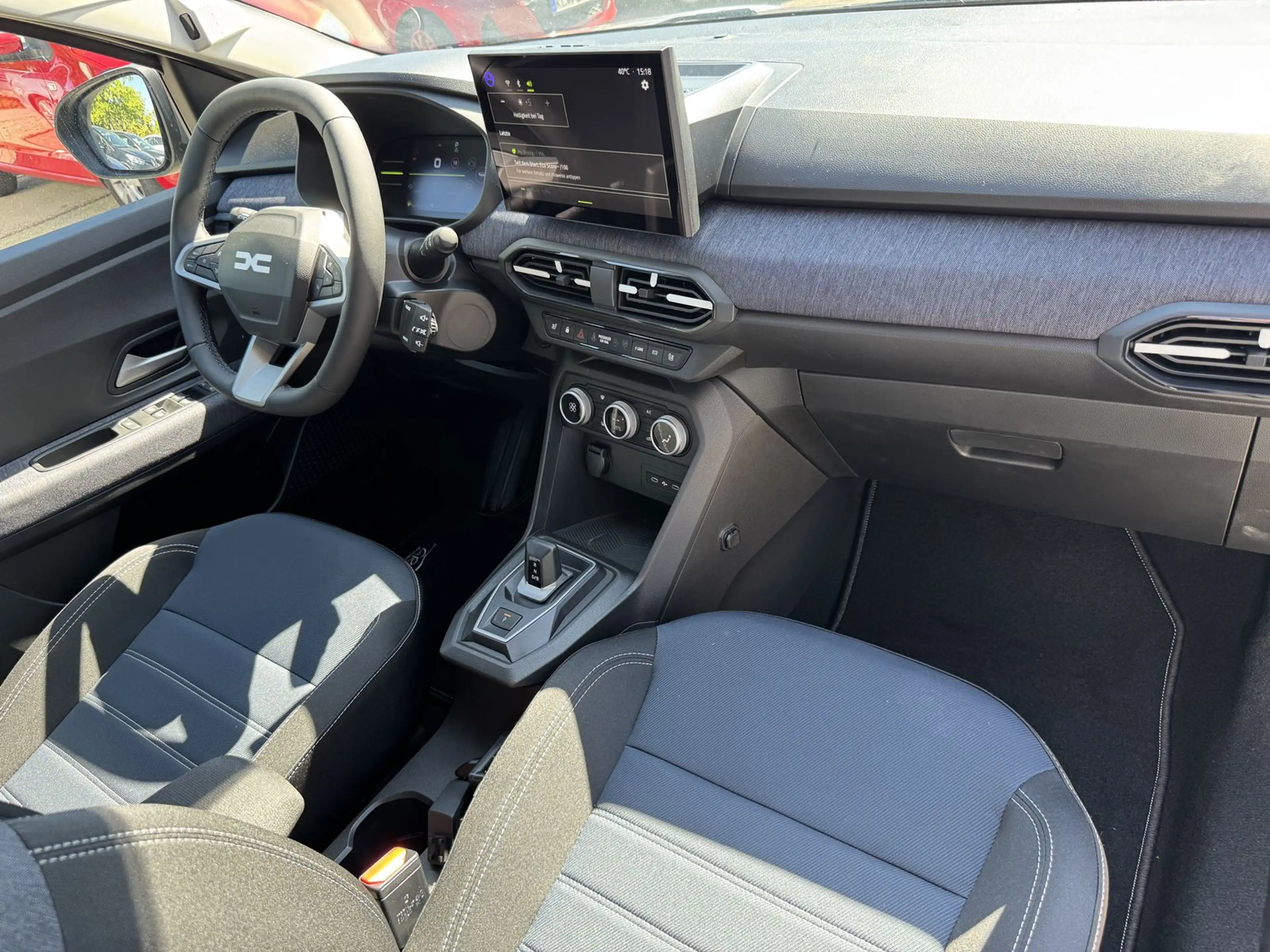 Dacia Jogger Journey hybrid 155 — photo 12