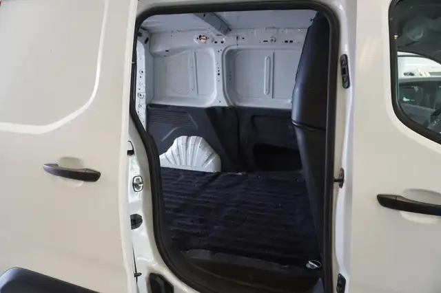 Opel Combo view 9