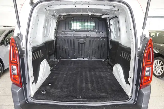 Opel Combo view 10