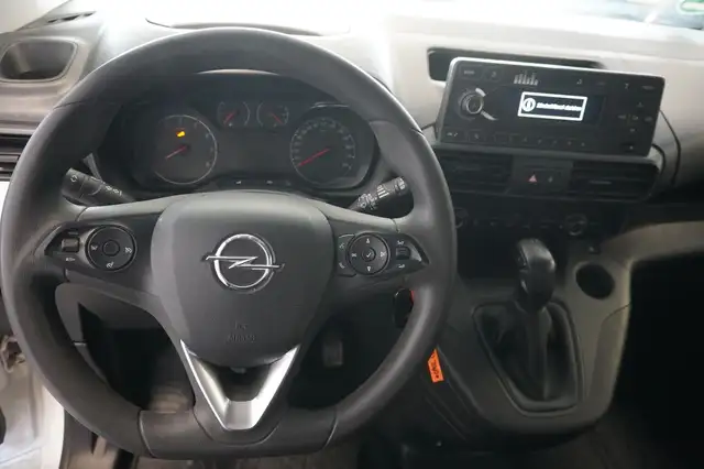Opel Combo view 11