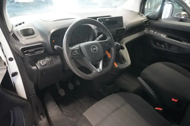 Opel Combo view 7