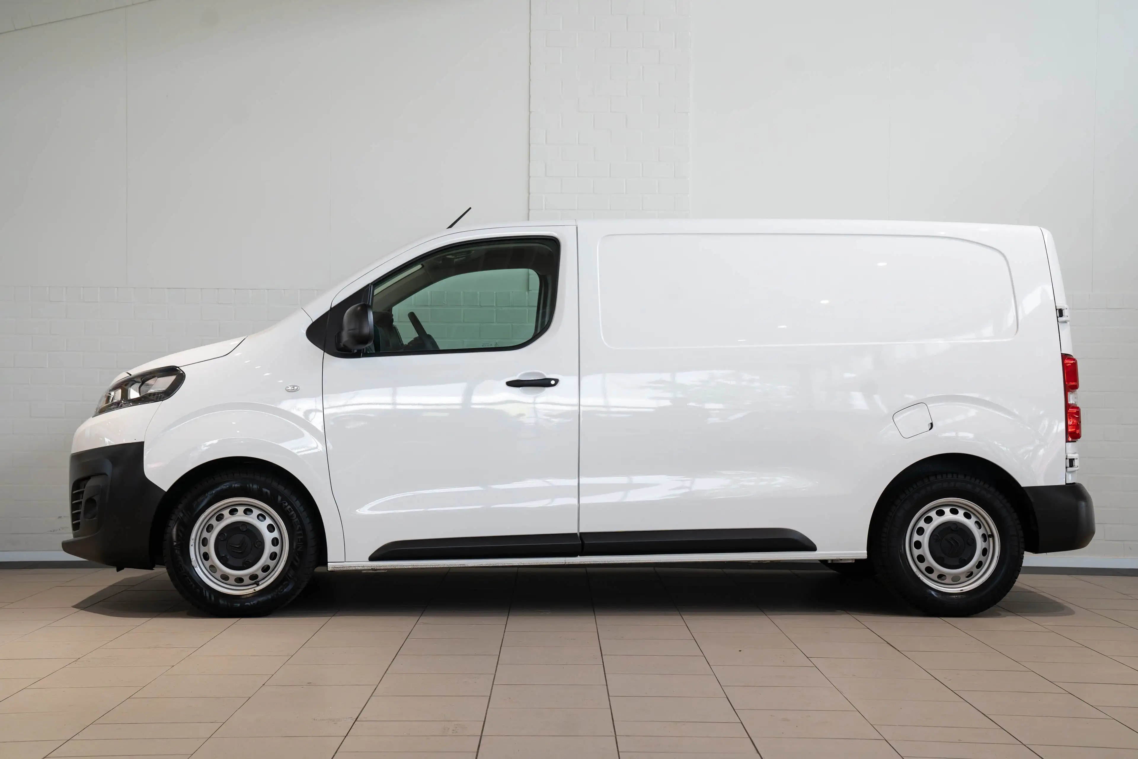 Citroen Jumpy 2.0 BlueHDI 145 M Club | Camera | Parkeersensoren — photo 5