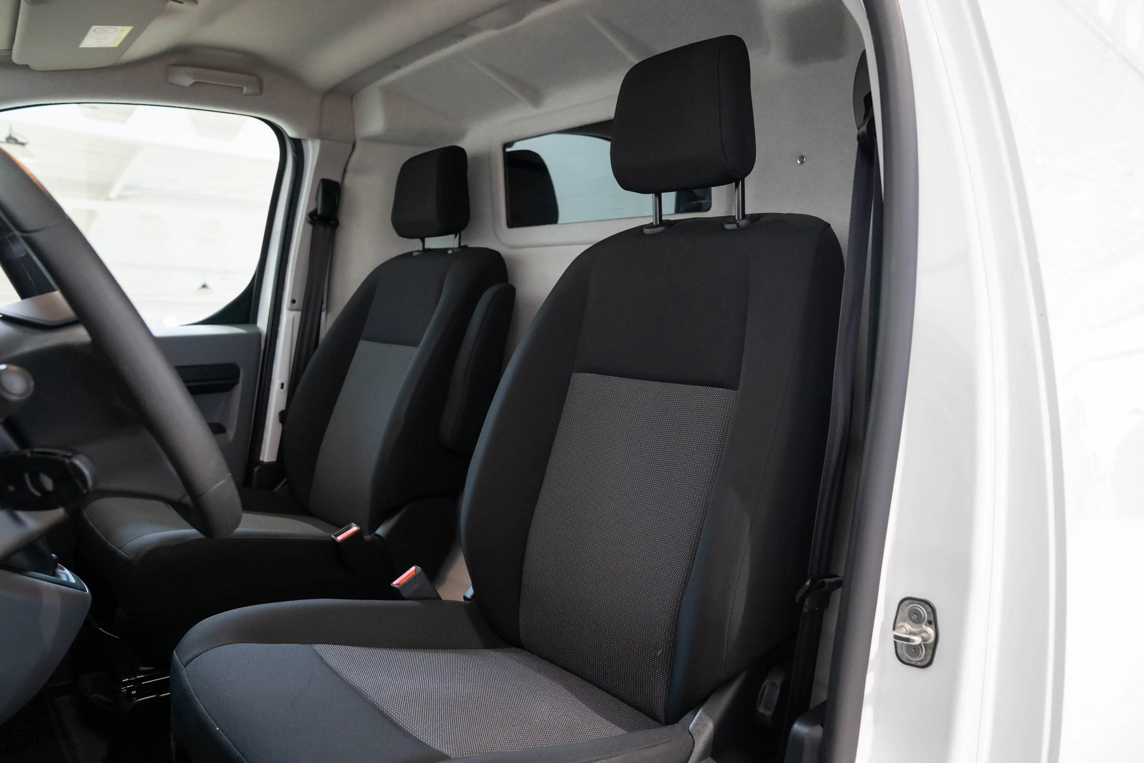 Citroen Jumpy 2.0 BlueHDI 145 M Club | Camera | Parkeersensoren — photo 12
