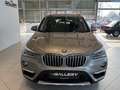 BMW X1 xDrive18d xLine Aut.*AHK*PDC*Notbremsassistent Silber - thumbnail 3