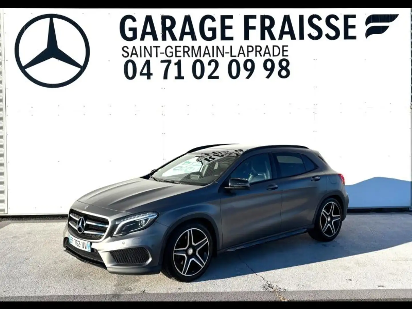 Mercedes-Benz GLA 220 220 d Fascination 4Matic 7G-DCT Grau - 1