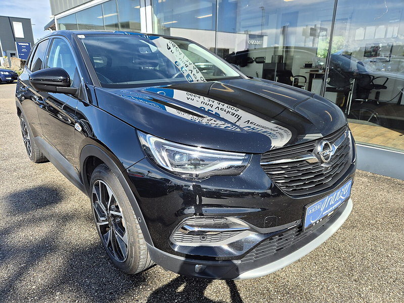 Opel Grandland X 1,6 Direct Inj. PHEV Ultimate Allrad — photo 2