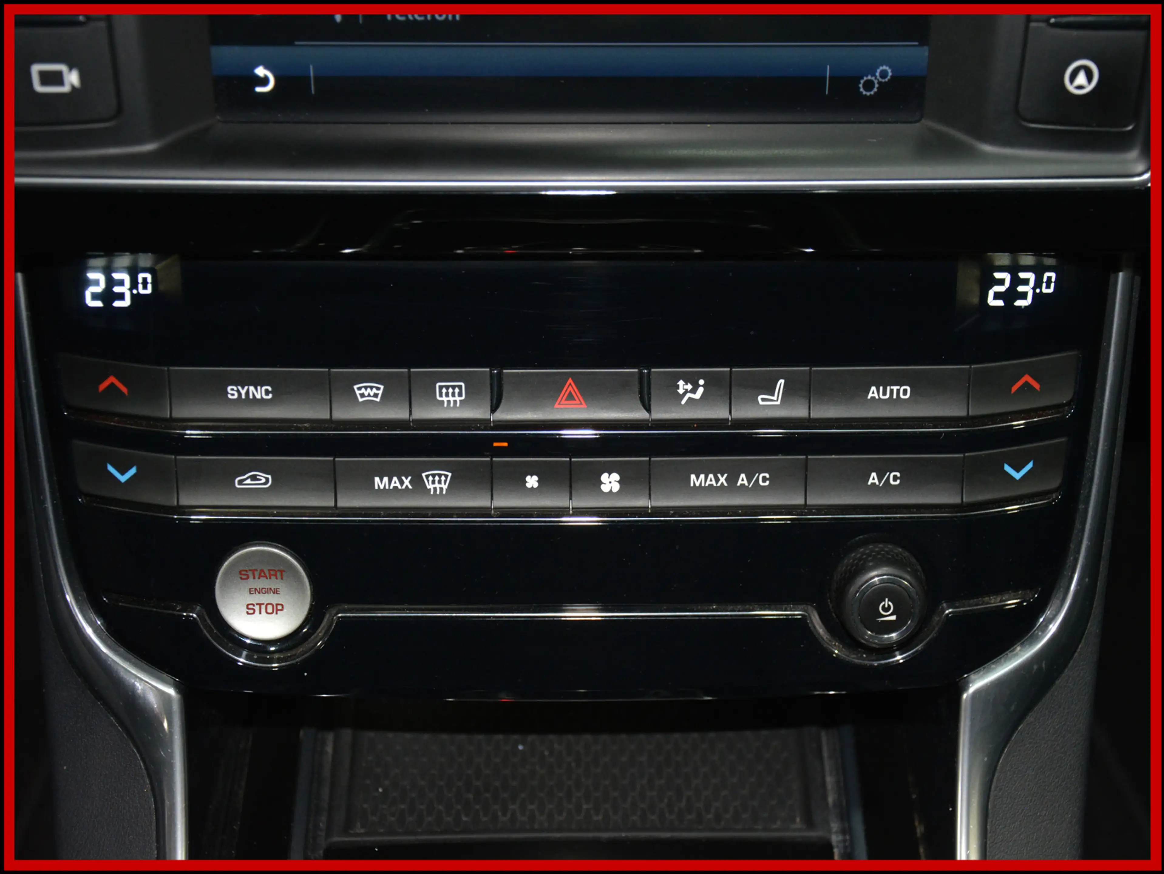 Jaguar XE 2.0d R-Sport Aut / GARANTIE / Panorama Leder — photo 15