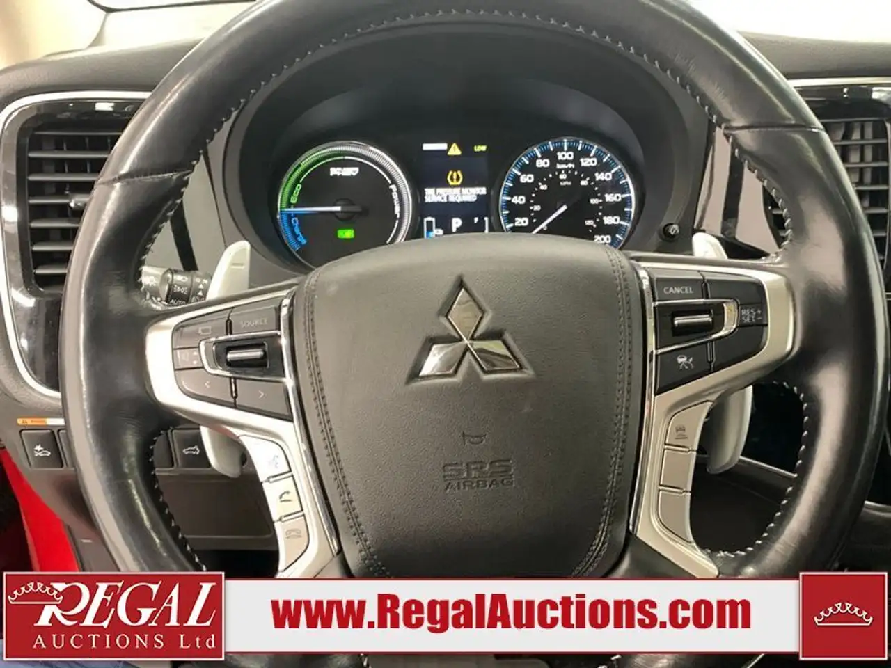 Mitsubishi Outlander снимка Mitsubishi Outlander
