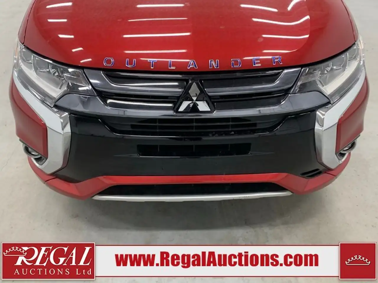 Mitsubishi Outlander снимка Mitsubishi Outlander