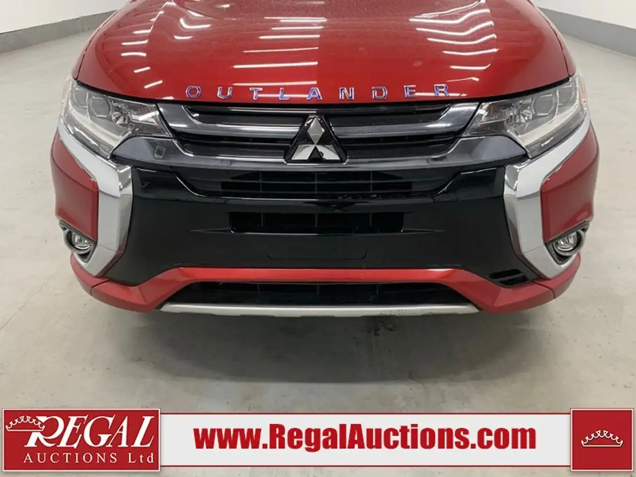 Mitsubishi Outlander снимка Mitsubishi Outlander
