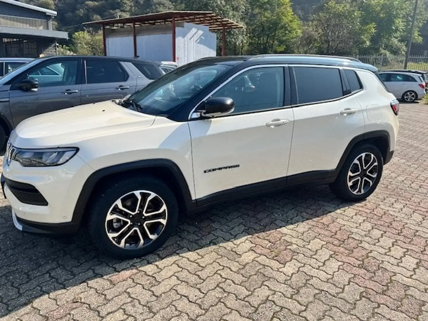 Jeep Compass Compass 1.3 Turbo T4 190 CV PHEV AT6 4xe Limited Blanc - 2