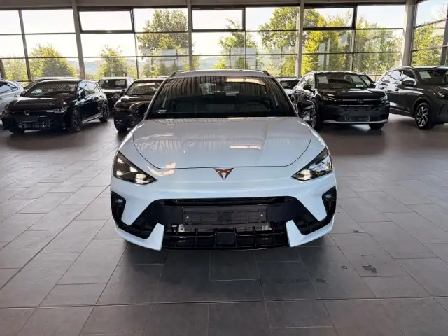 CUPRA Leon view 2