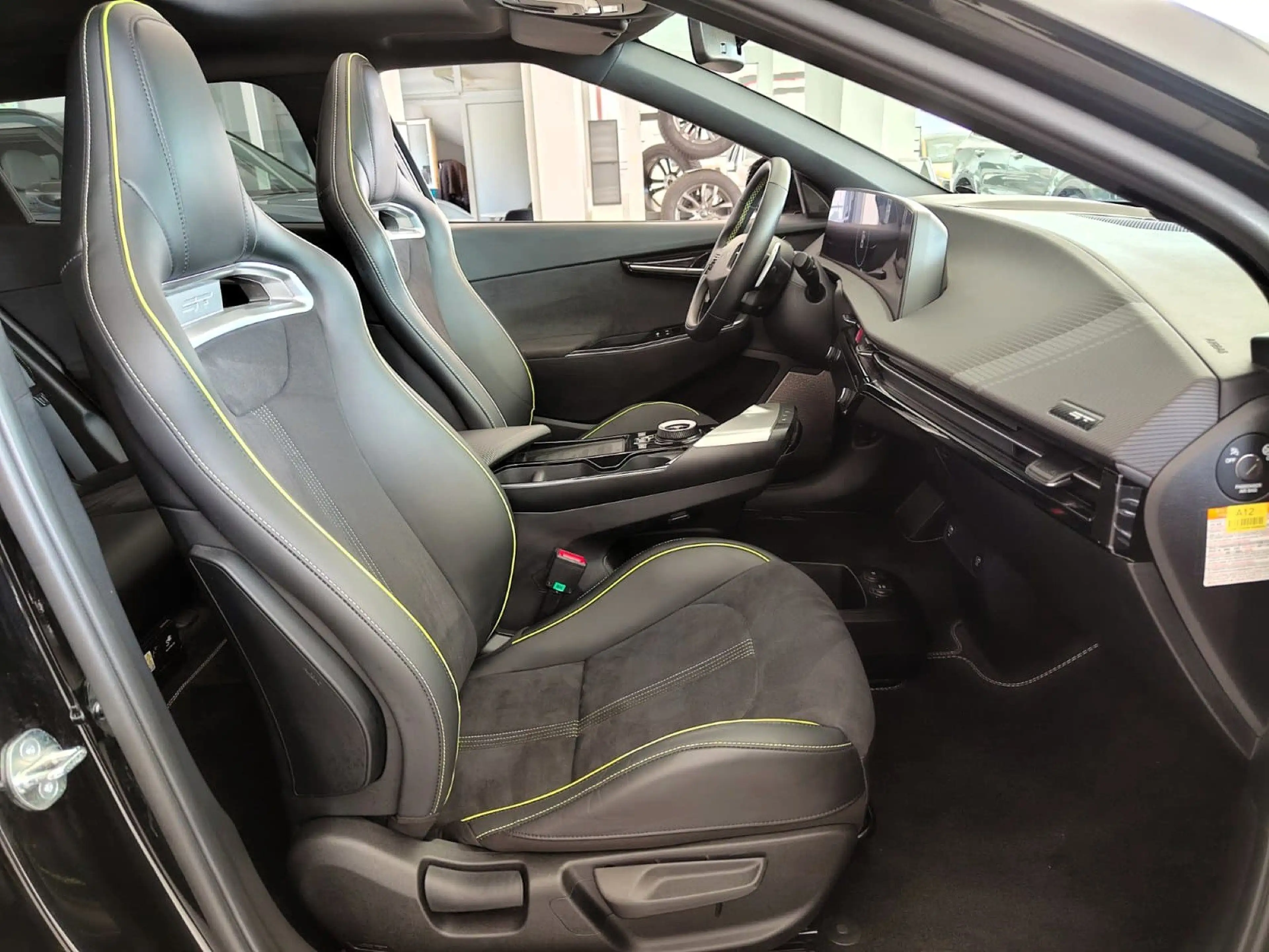 Kia EV6 GT 77,4-kWh AWD Glasdach HUD Navi LED — photo 14