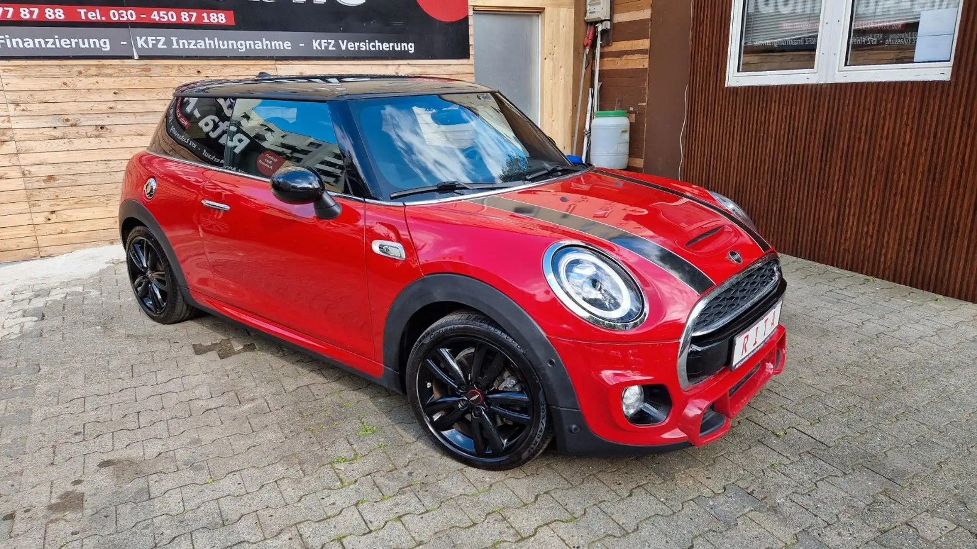 MINI Cooper S John Cooper Works, Cooper S, Tüv Neu, 1 Hand Red - 2