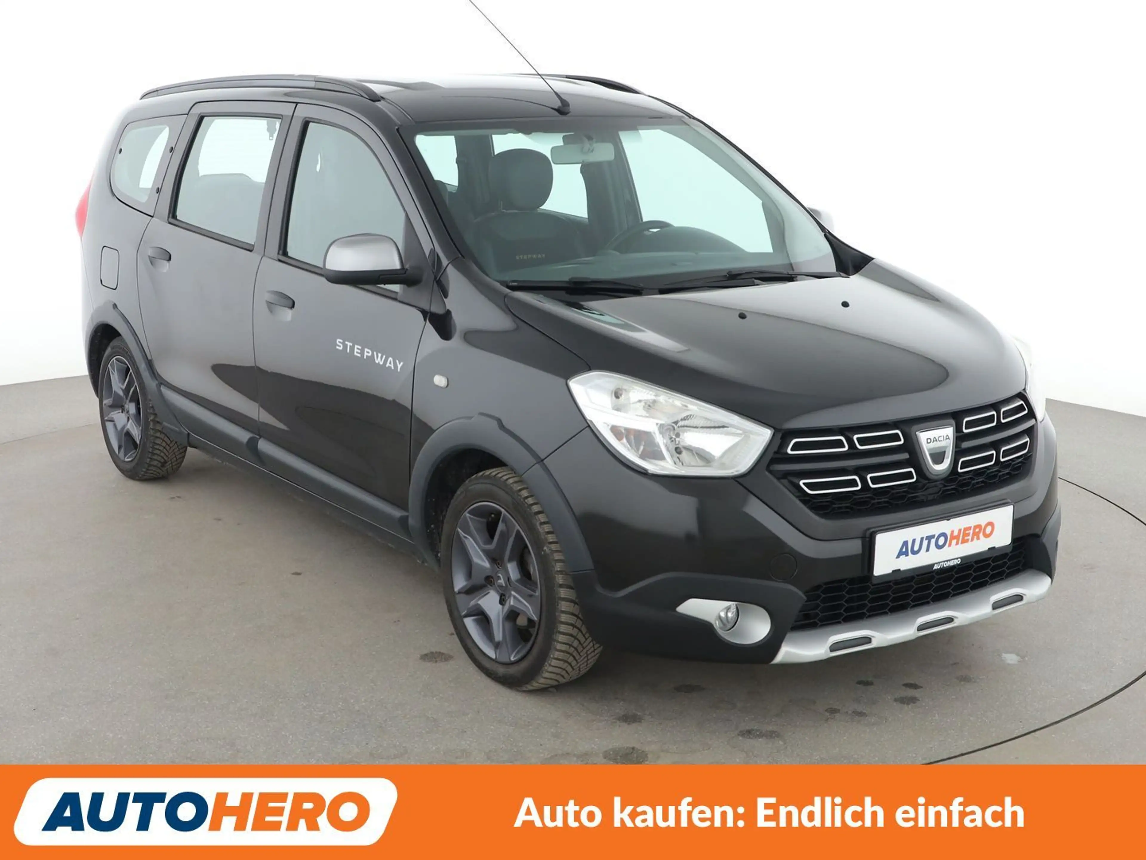 Dacia Lodgy 1.5 dCi Diesel Stepway Celebration *NAVI*TEMPO*PDC — photo 8