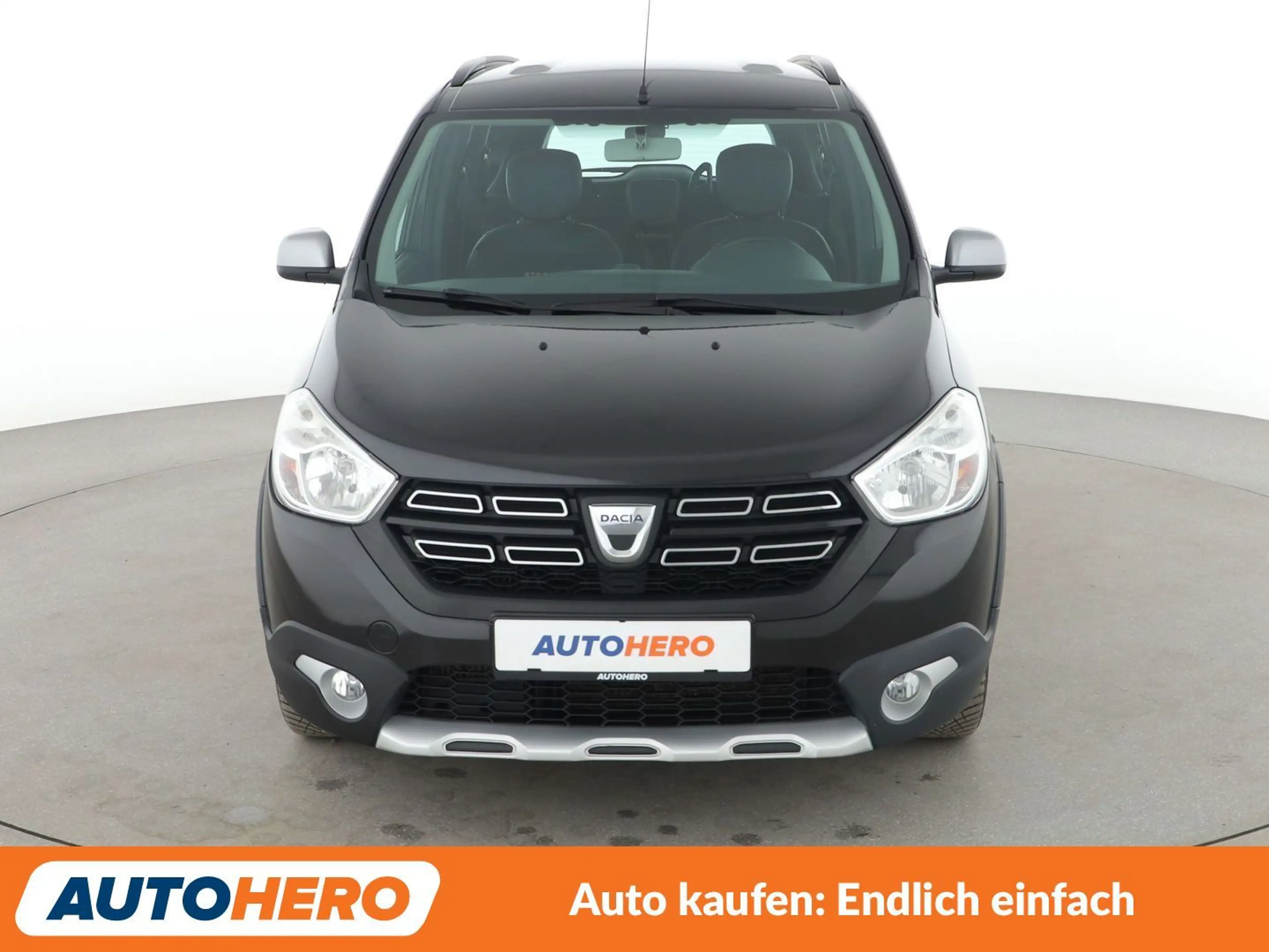 Dacia Lodgy 1.5 dCi Diesel Stepway Celebration *NAVI*TEMPO*PDC — photo 9