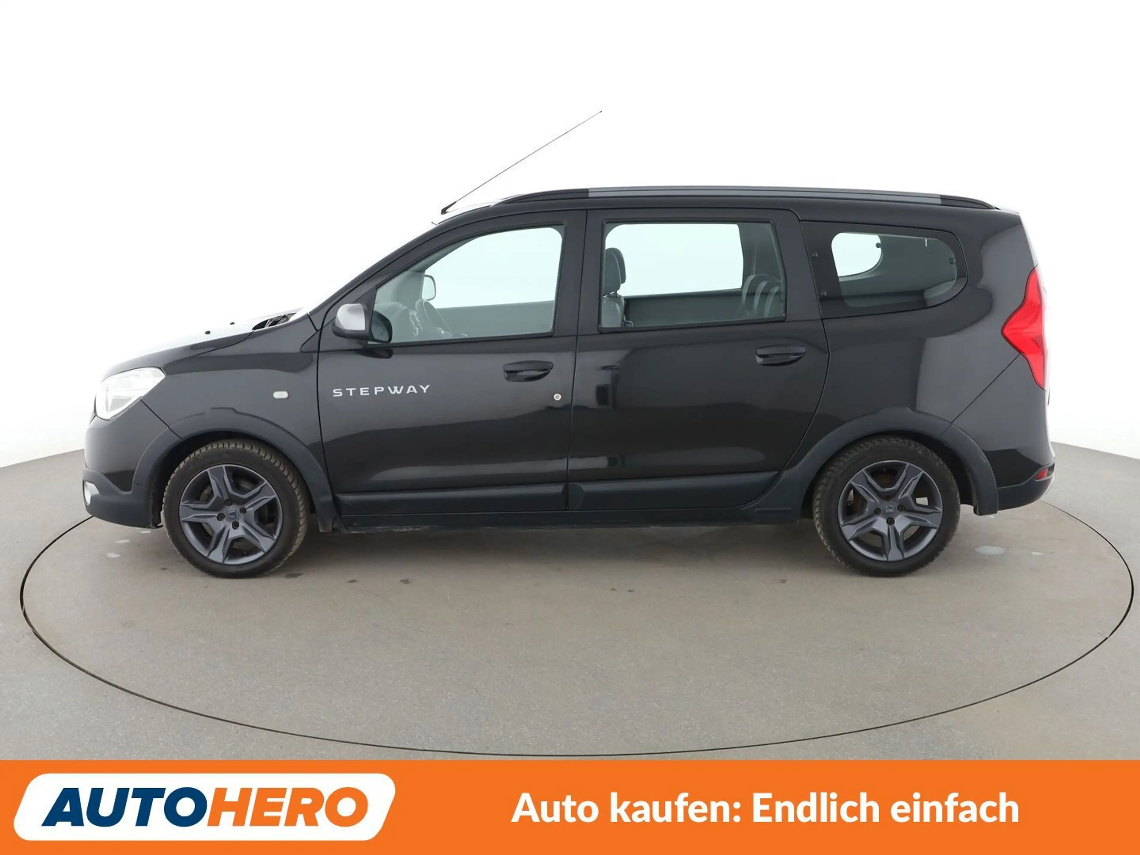 Dacia Lodgy 1.5 dCi Diesel Stepway Celebration *NAVI*TEMPO*PDC — photo 3