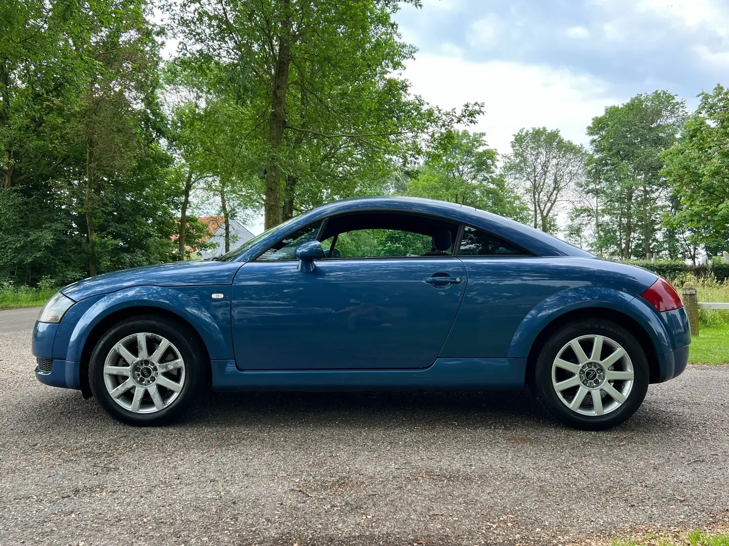 Audi TT 1.8 5V Turbo Airco Blauw - 2