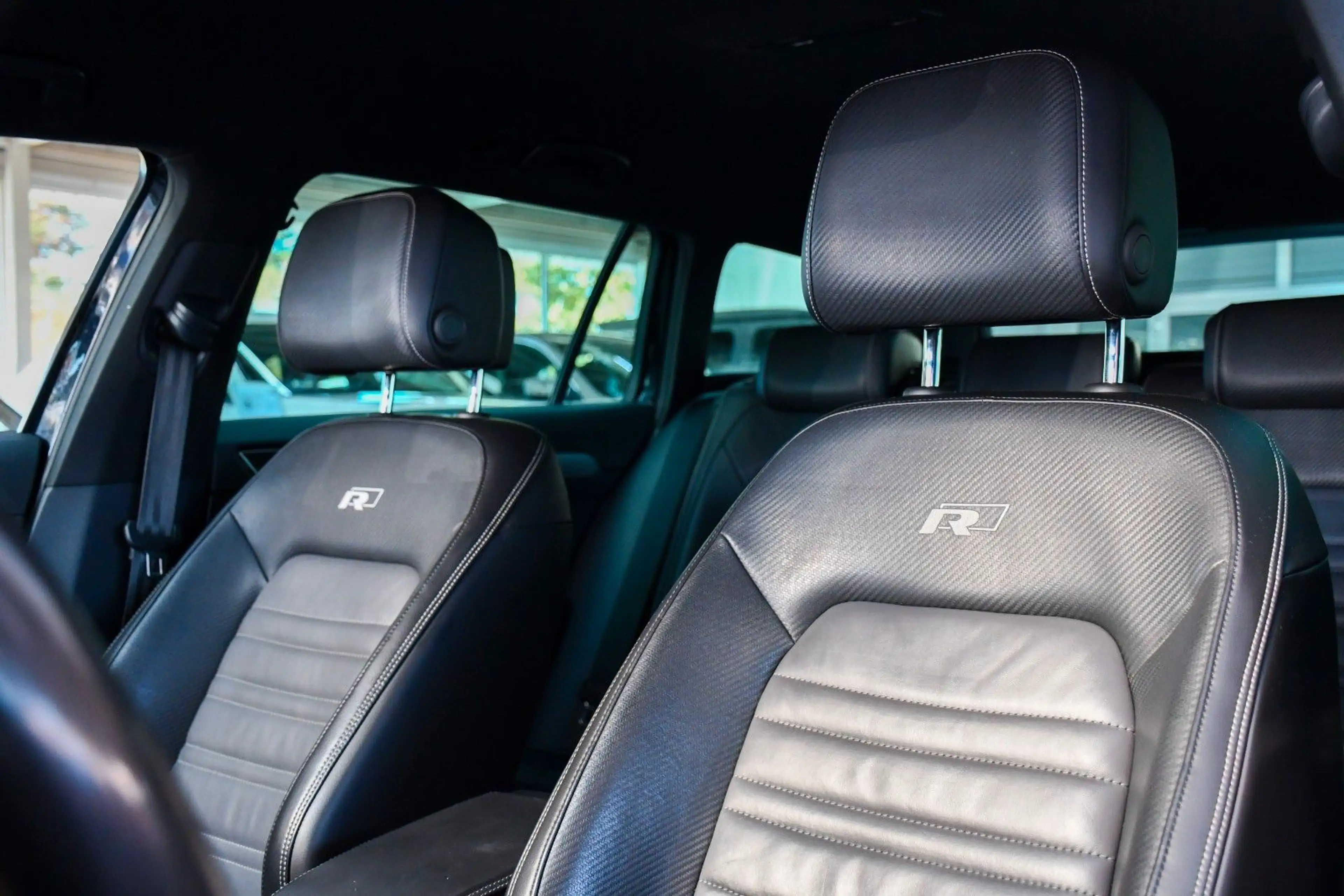 Volkswagen Passat Variant Highline 4Motion ACC 280 PS — photo 12