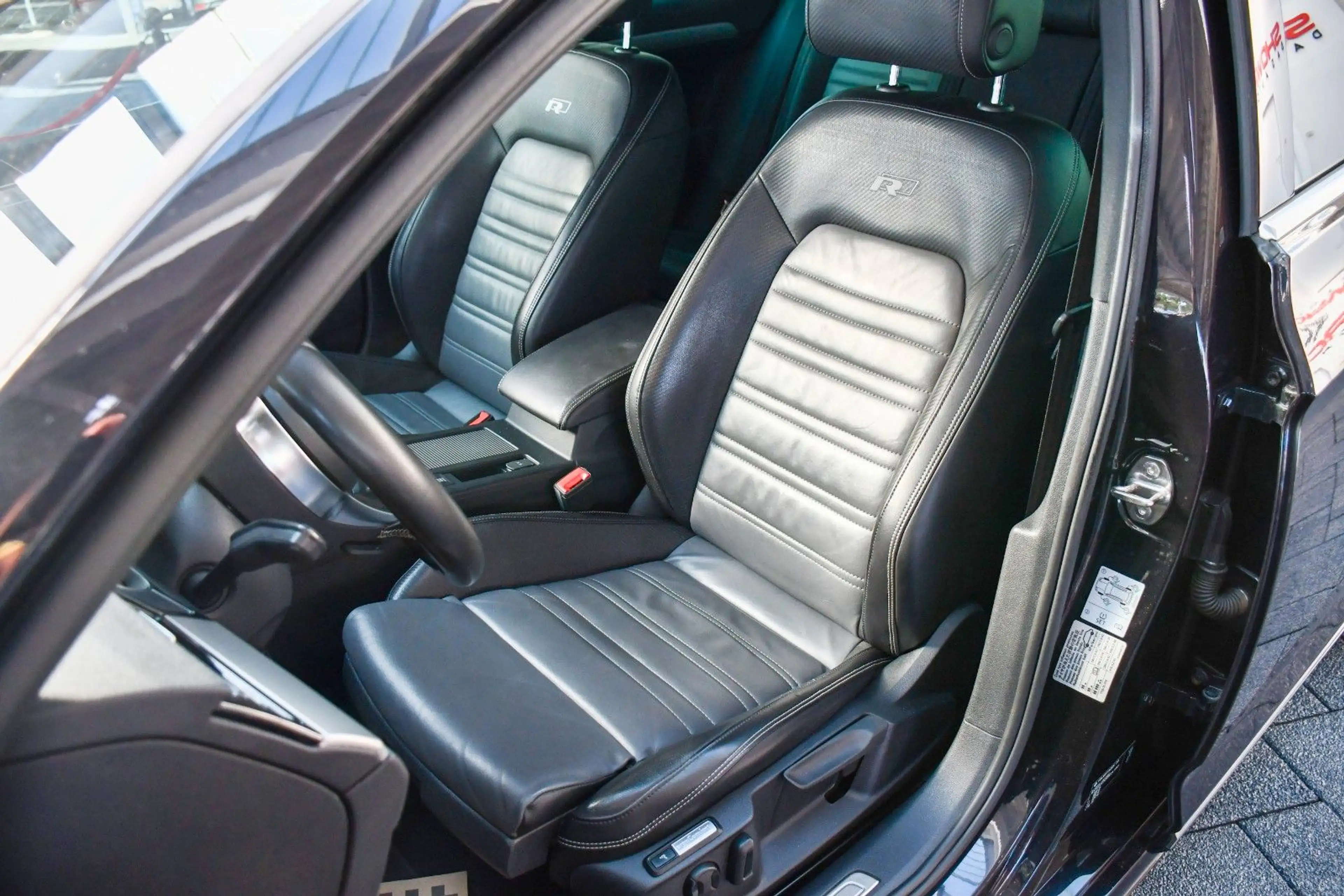 Volkswagen Passat Variant Highline 4Motion ACC 280 PS — photo 11
