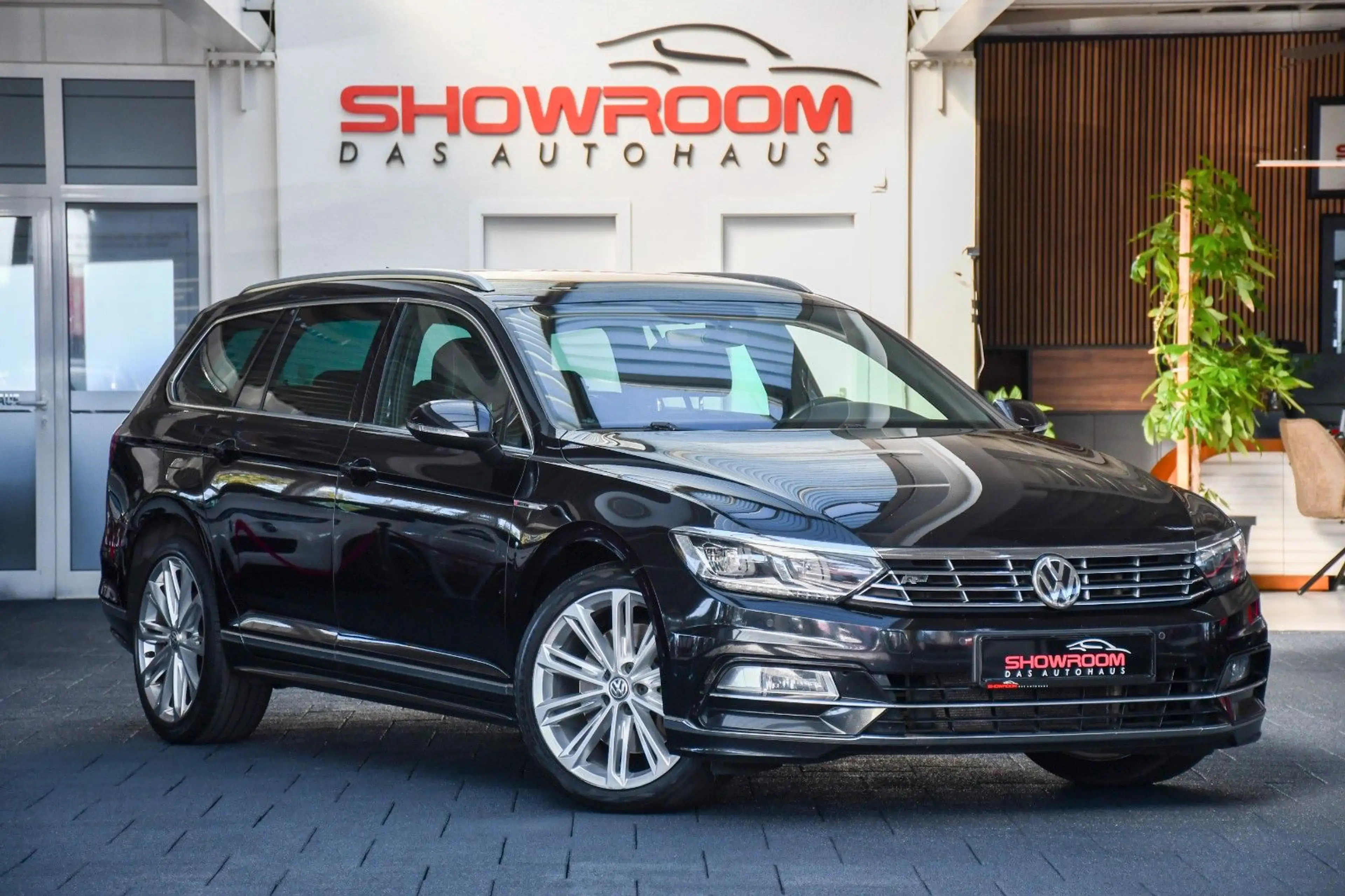 Volkswagen Passat Variant Highline 4Motion ACC 280 PS — photo 3