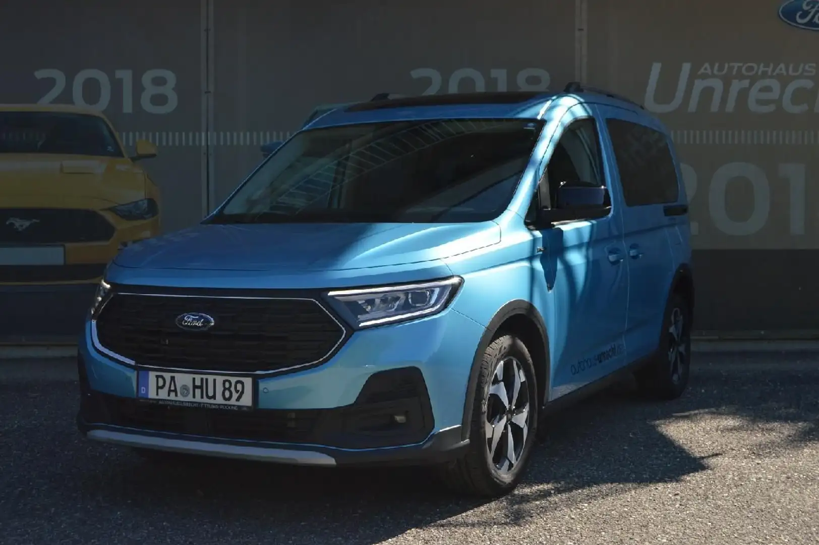 Ford Tourneo Connect Active Bleu - 1