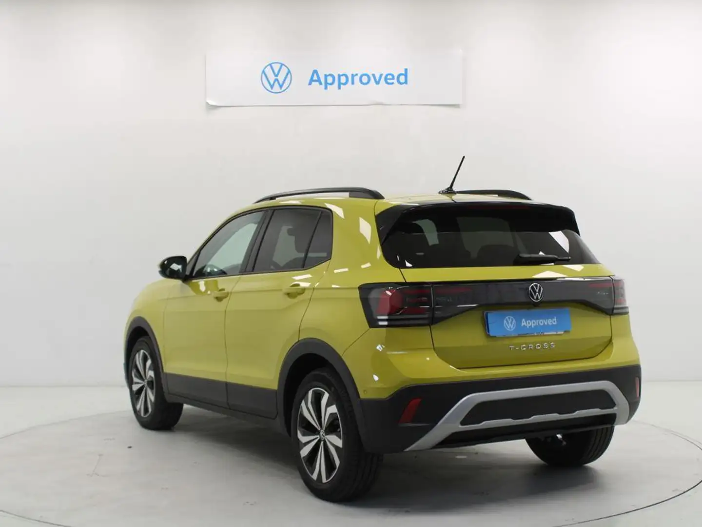 Volkswagen T-Cross 1.0 TSI Más 85kW Желтый - 2