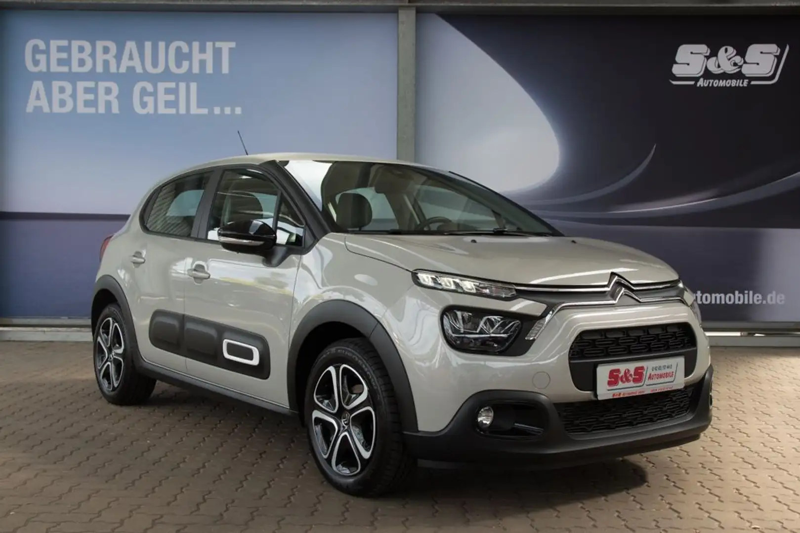 Citroen C3 1.2 PureTech LED/PDC/TEMPOMAT/PDC/CARPLAY Grau - 2