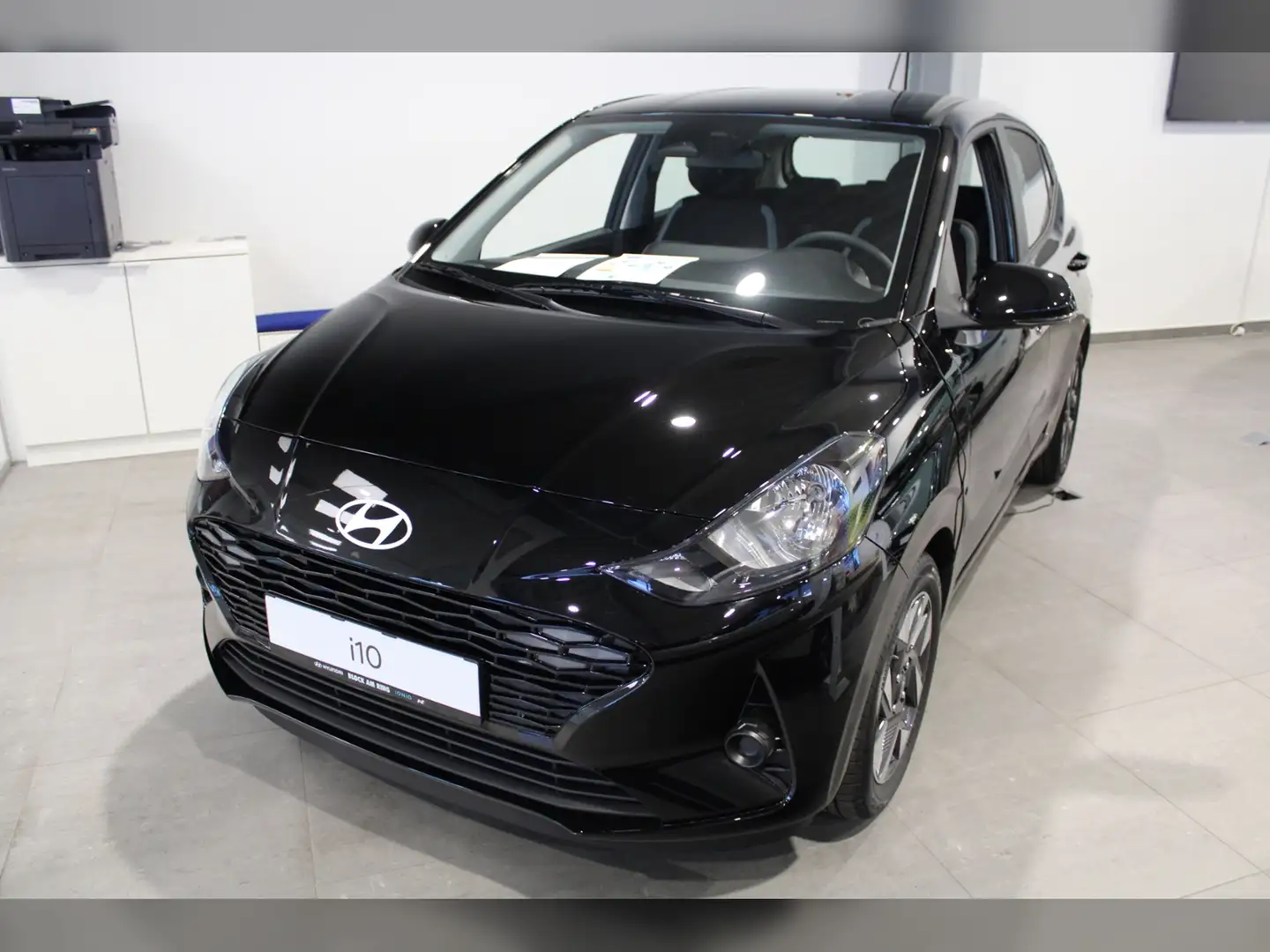 Hyundai i10 FL (MY25) 1.0 Benzin (63 PS) 5-MT 2WD TREND Zwart - 2