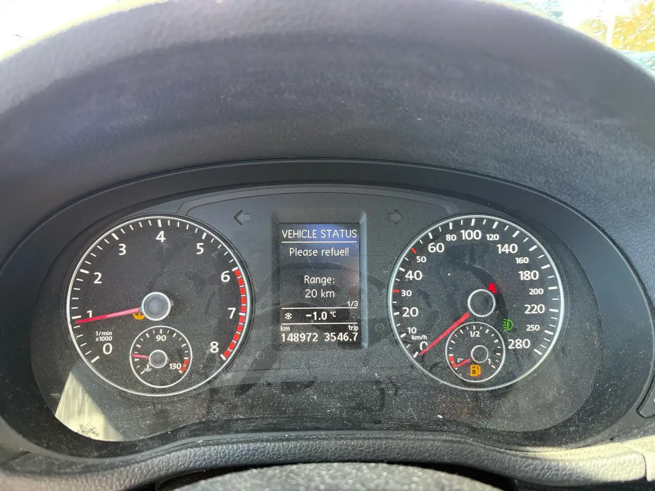 Volkswagen Passat снимка Volkswagen Passat