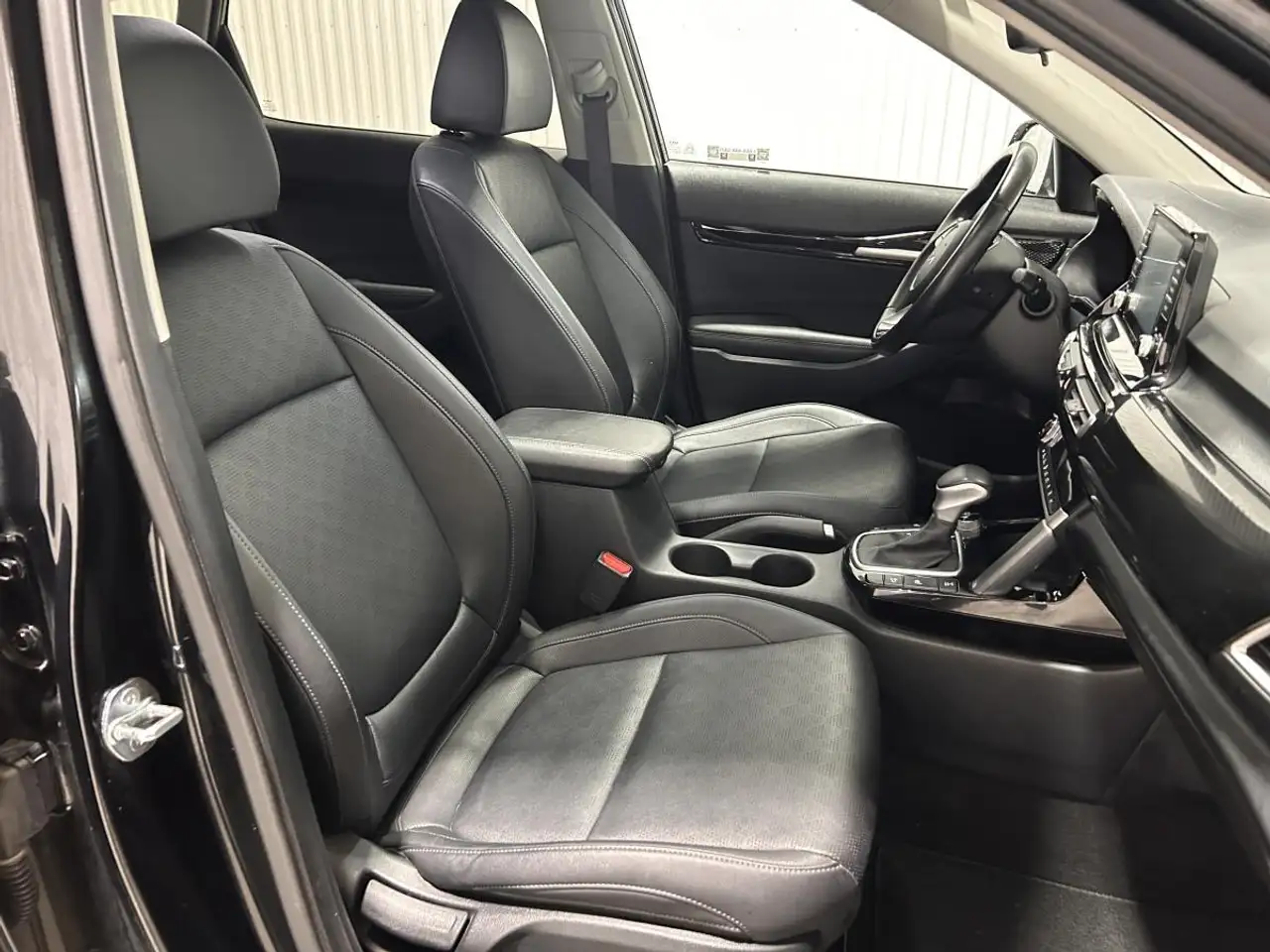 Kia Seltos снимка Kia Seltos