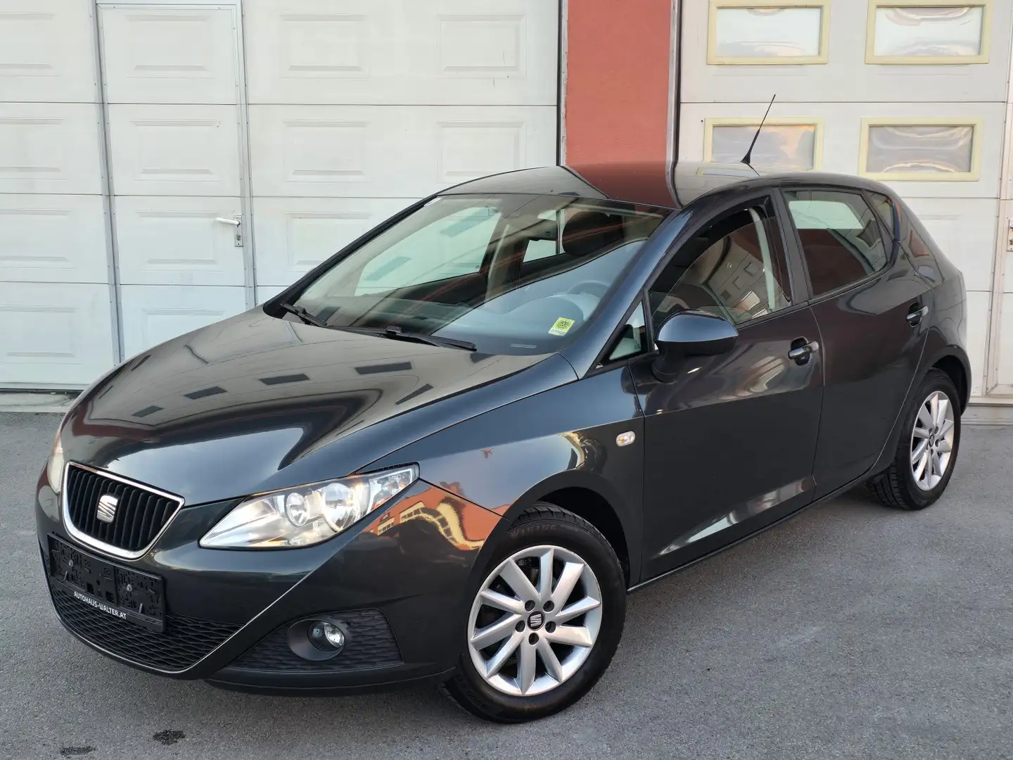 SEAT Ibiza Ibiza Style 1,6 DSG Style *Pickerl NEU* Grau - 1