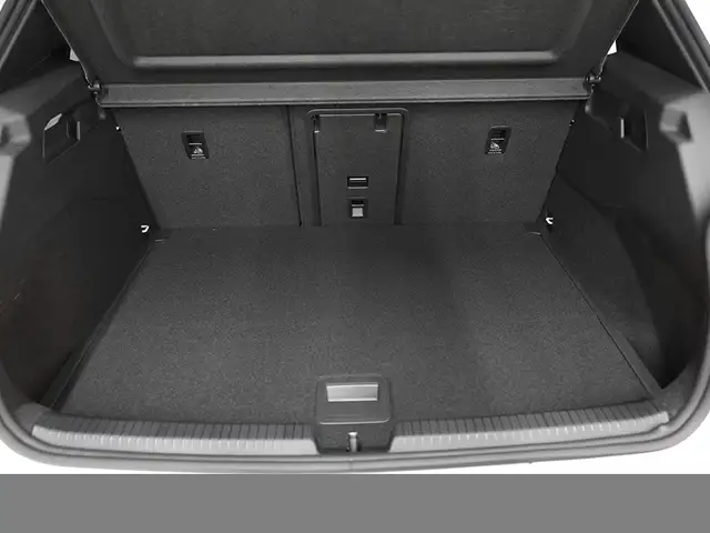 Volkswagen Id.3 view 8