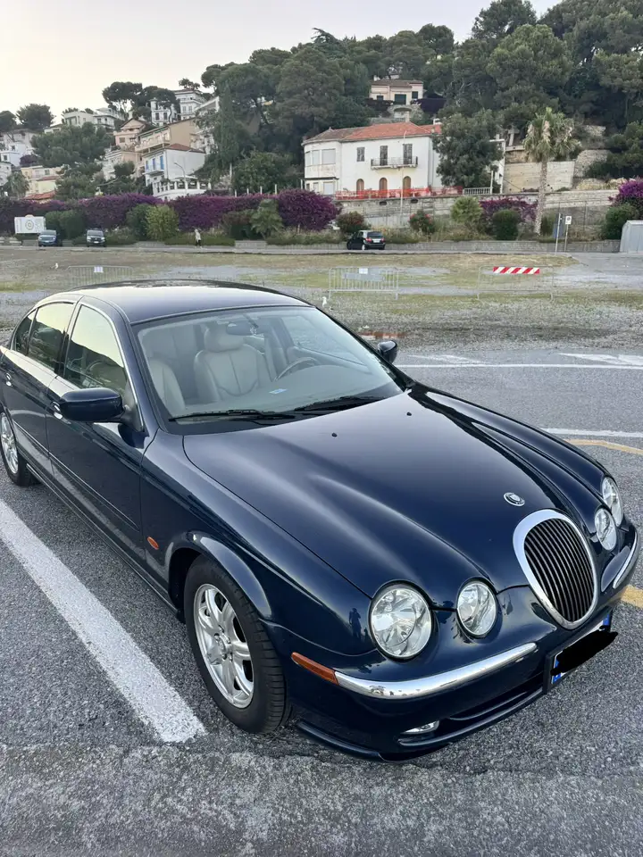Jaguar S-Type 3.0 V6 Executive, foto 1