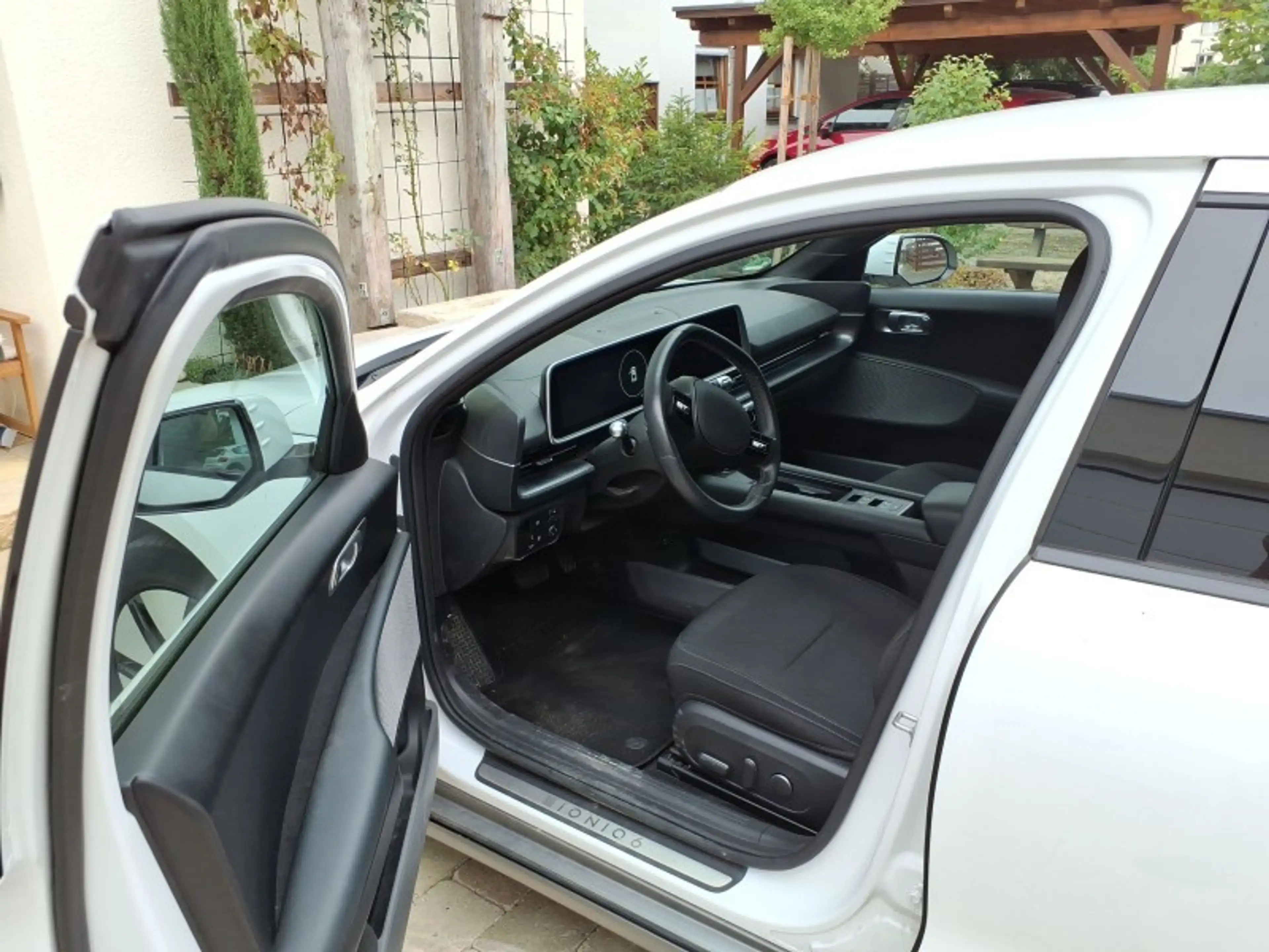 Hyundai IONIQ 6 HUD*ACC*Matrix*Wärmepumpe*ST-Heizung*Navi — photo 3