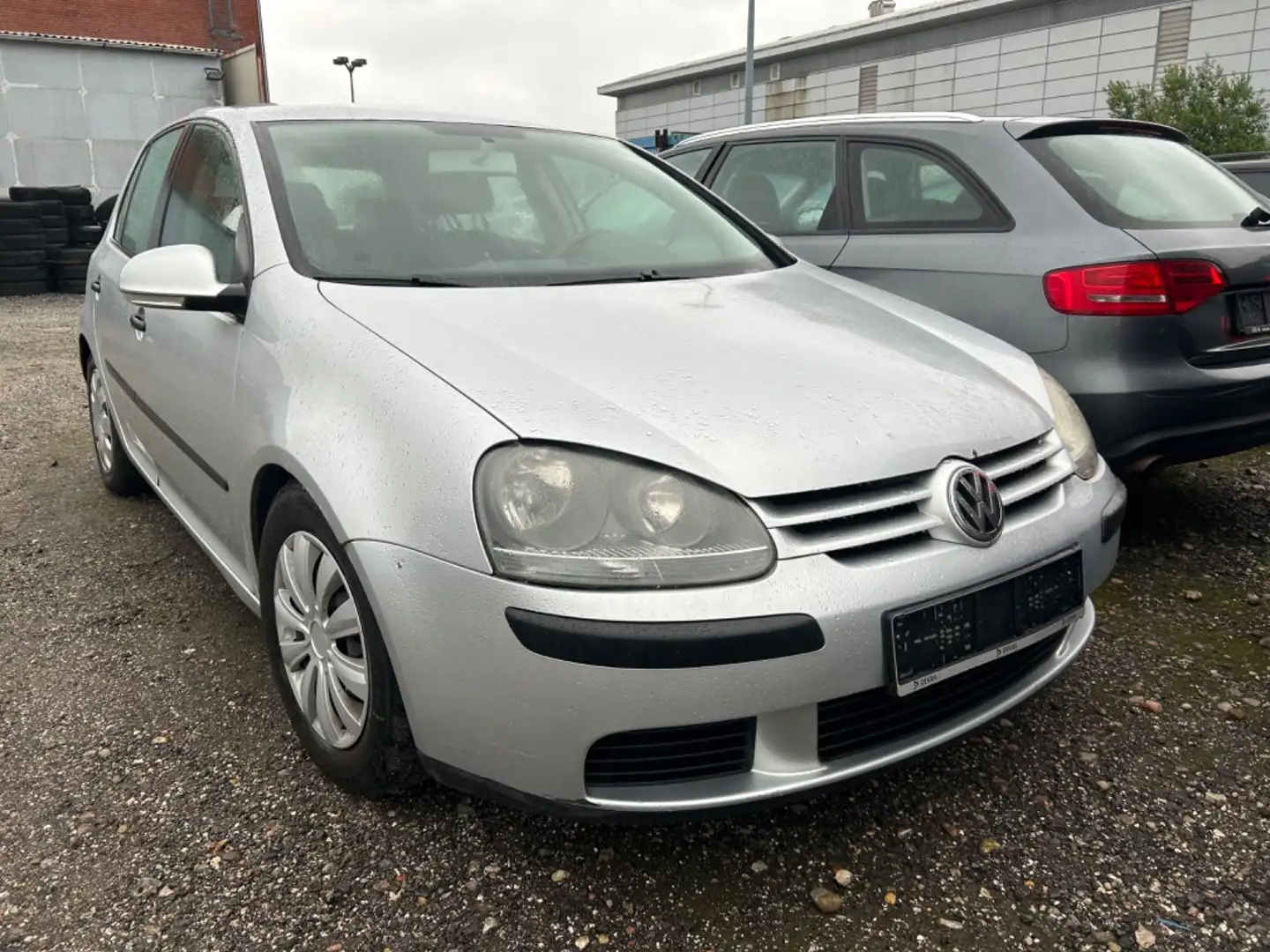 Volkswagen Golf V 1,4 FSI  Lim. Trendline Zilver - 1