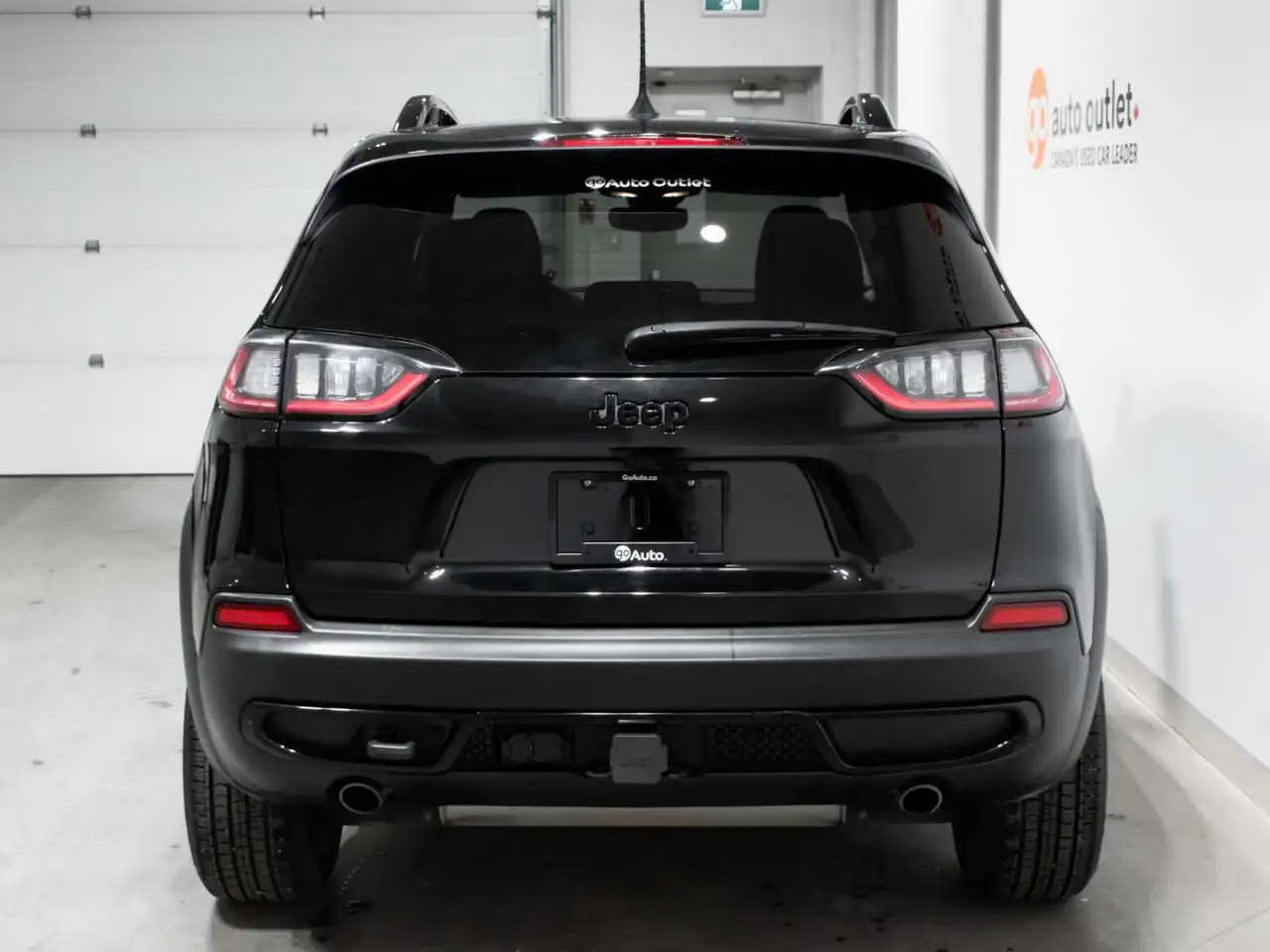 Jeep Cherokee снимка Jeep Cherokee