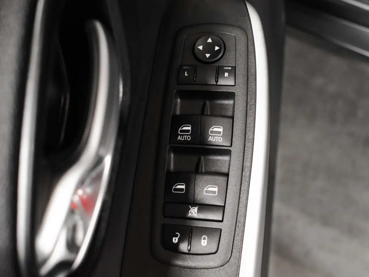 Jeep Cherokee снимка Jeep Cherokee