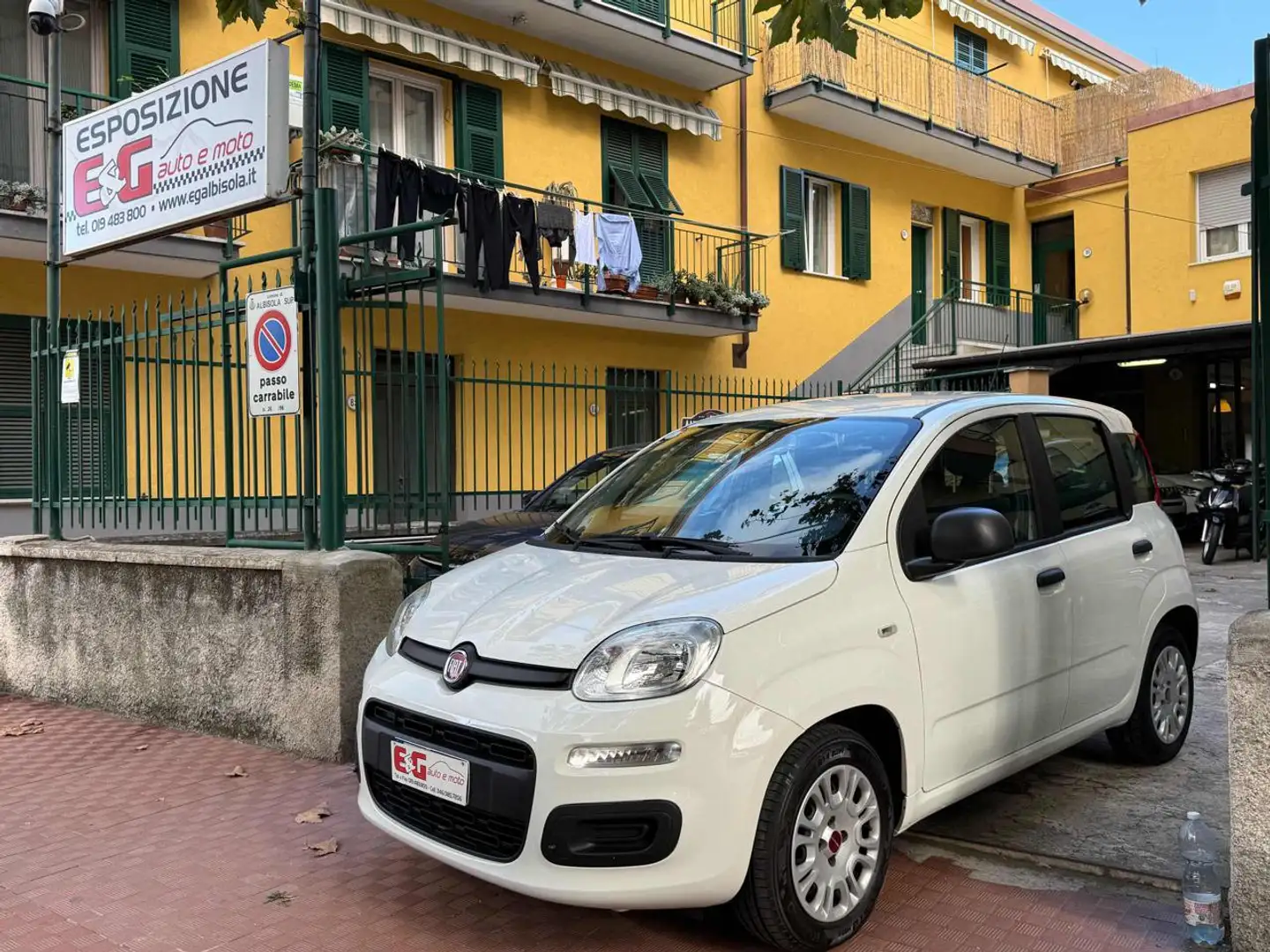 Fiat Panda 1.2 Easy 5 posti zero vincoli Blanc - 1
