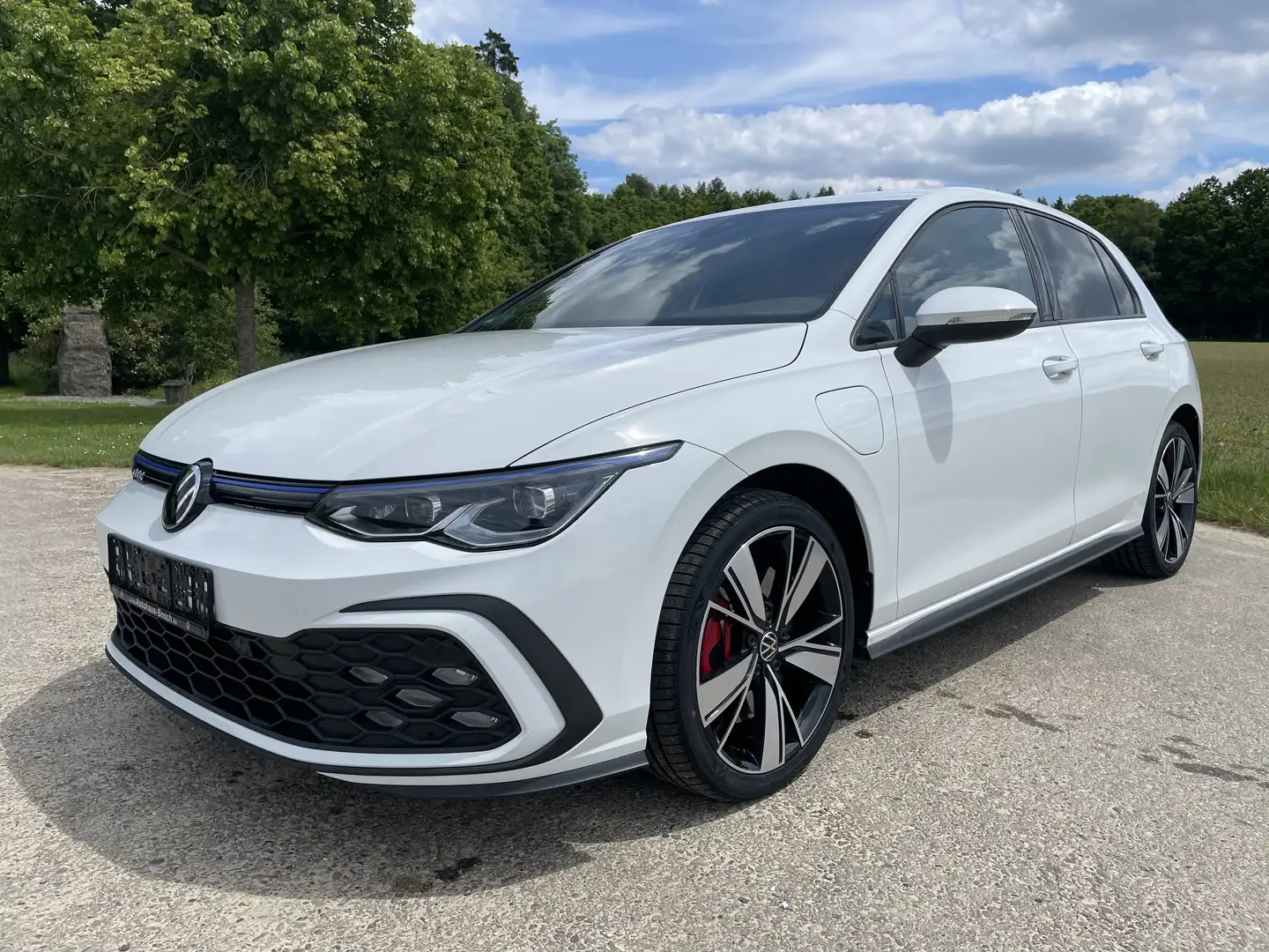 Volkswagen Golf GTE eHybrid 1.4 DSG AHK IQ Light 18 Zoll ACC Navi Weiß - 1