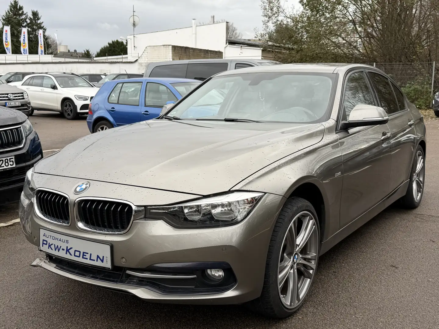 BMW 318 d Sport Line* Silber - 1
