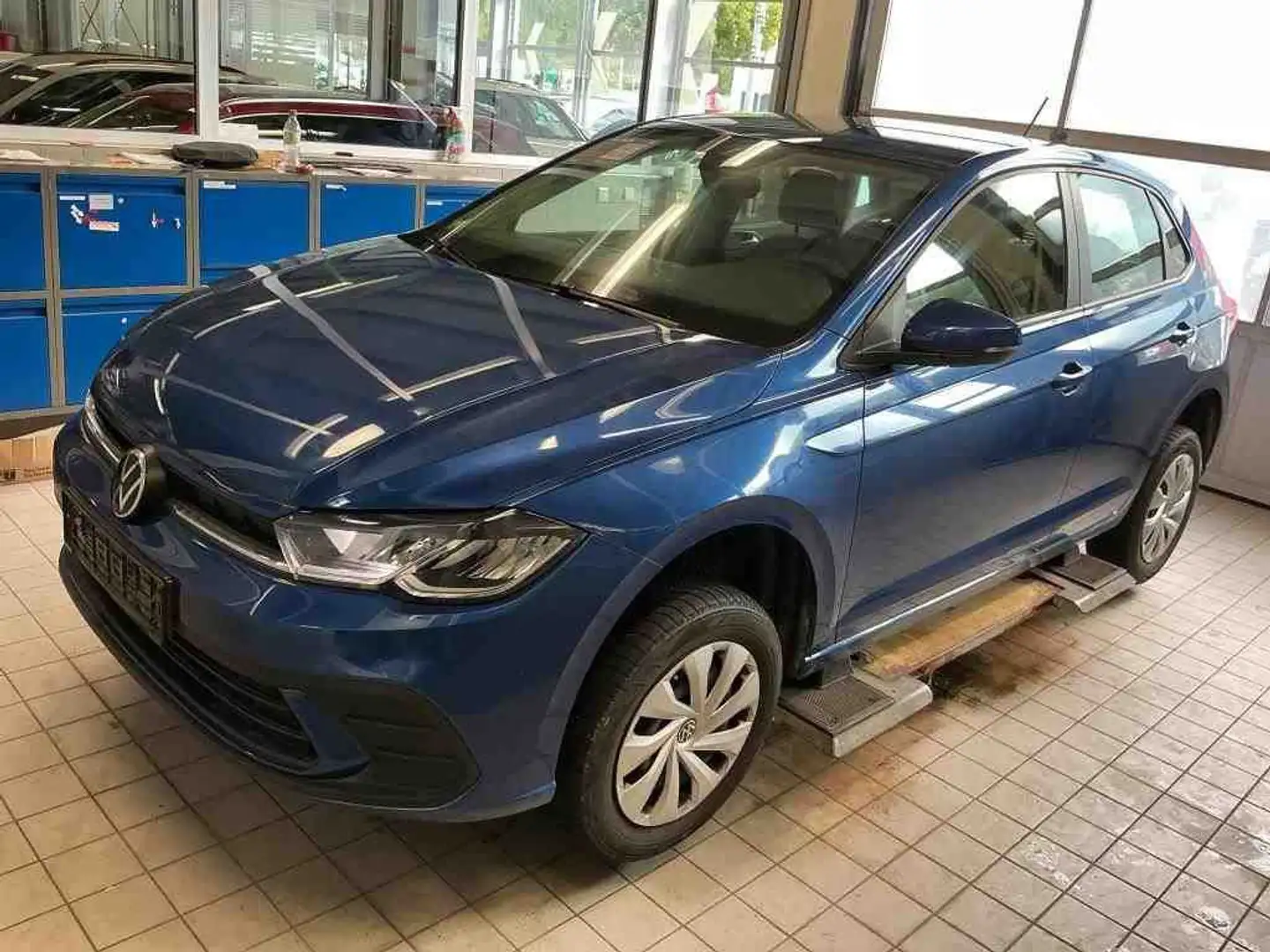 Volkswagen Polo 1.0 Fresh Blau - 2