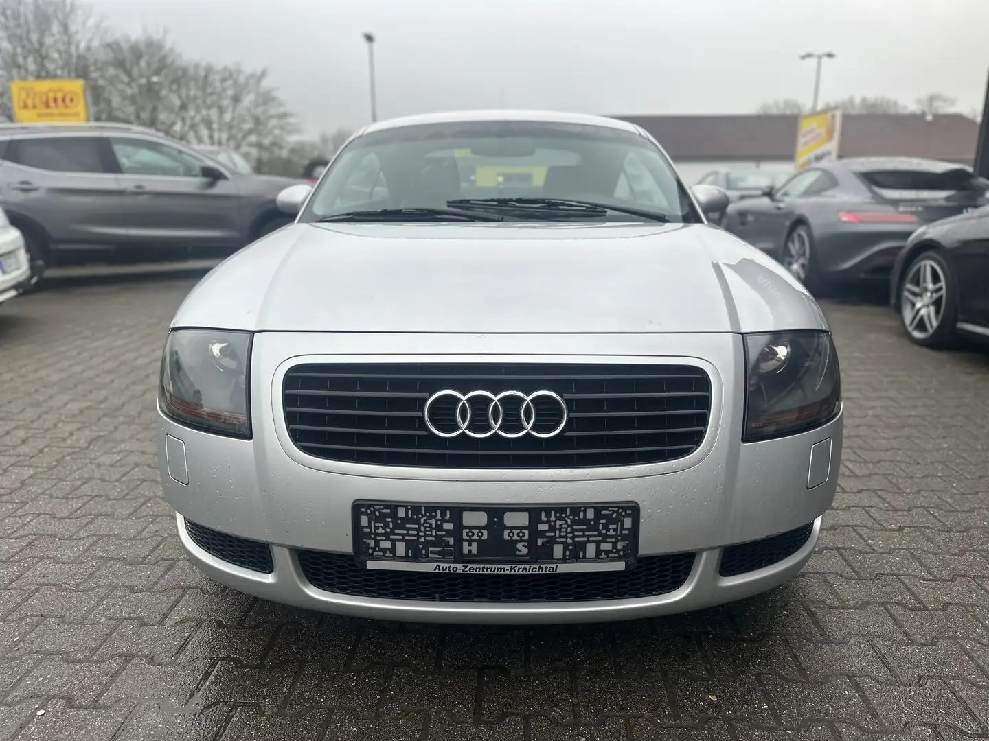 Audi TT 1.8 T Coupe HU&AU Neu Grau - 2