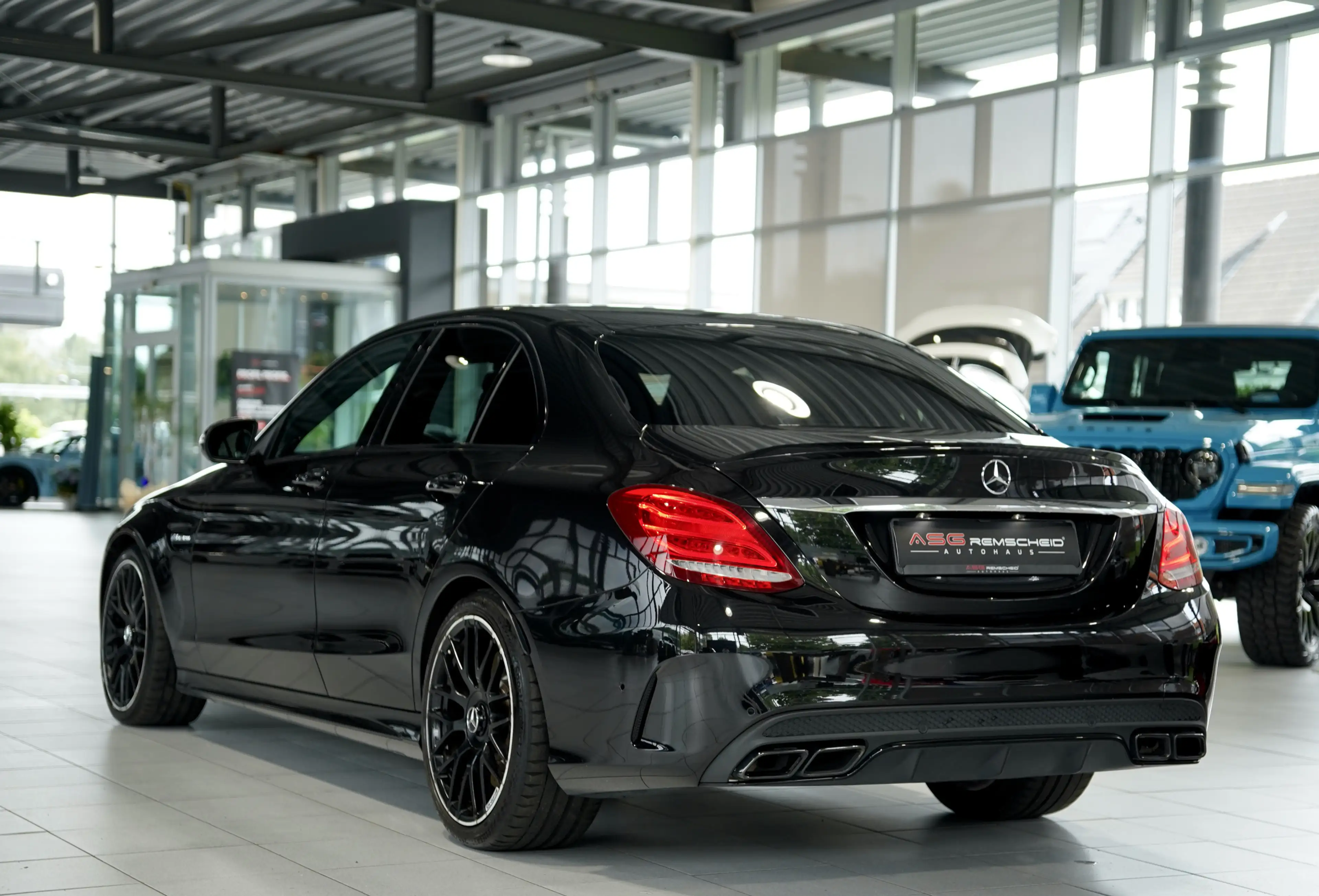 Mercedes-Benz C 63 AMG Limousine 2.H *19 *Perf-AGA*Night*BURM — photo 9