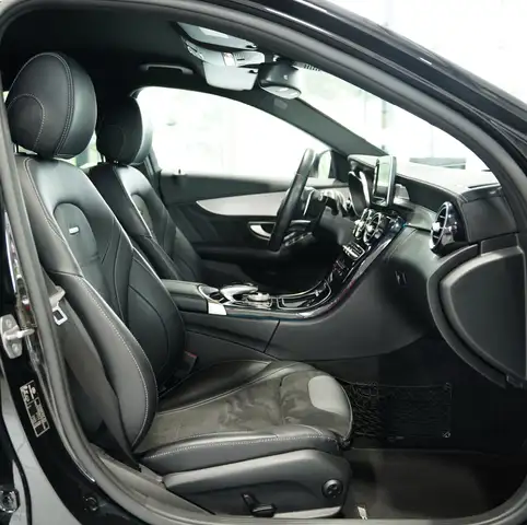 Mercedes-Benz C-Class view 15